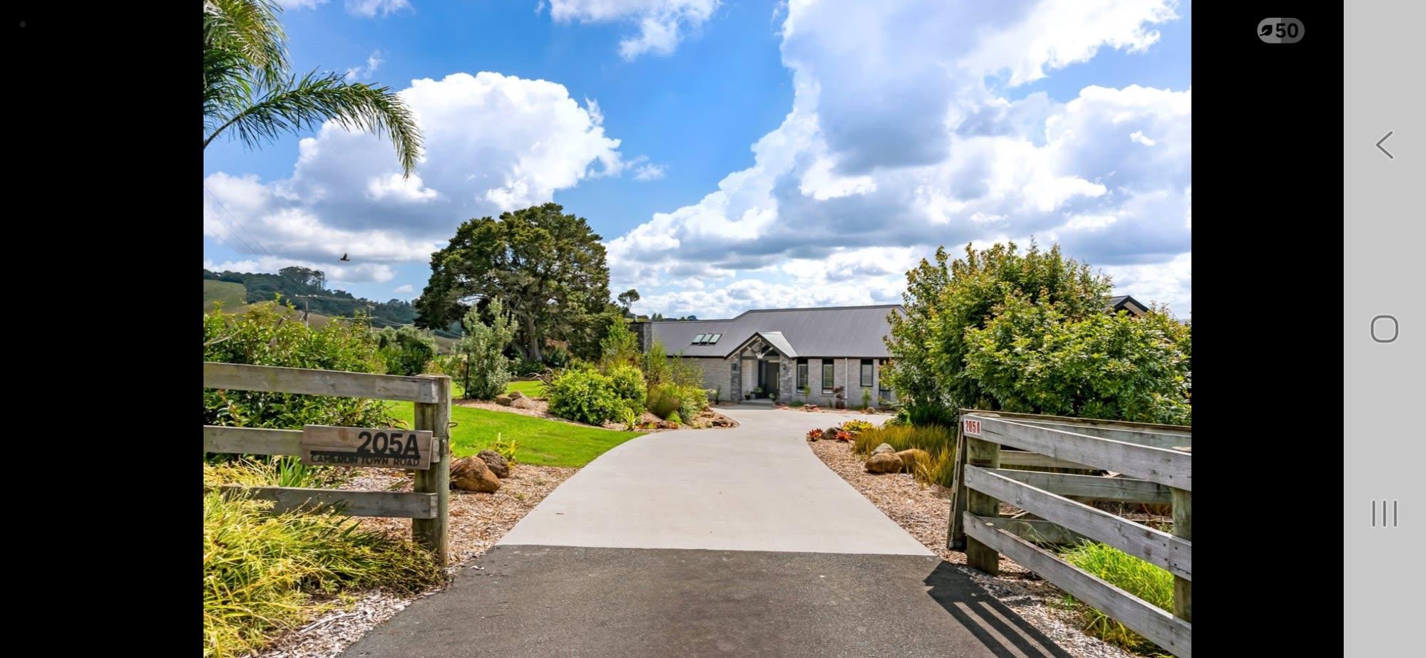 Property showcase reference images: finished landscape reference photo 21